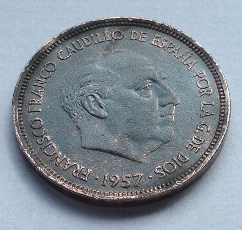 25 pesetas 1957 ¿cobre? Image