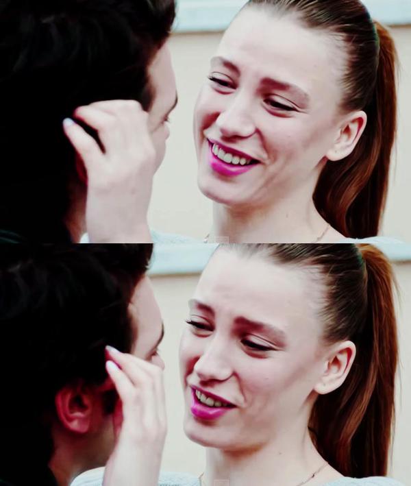 Serenay Sarikaya/სერენაი სარიკაია #22 - Page 9 CEk7_Xkr_WMAA33_Ax