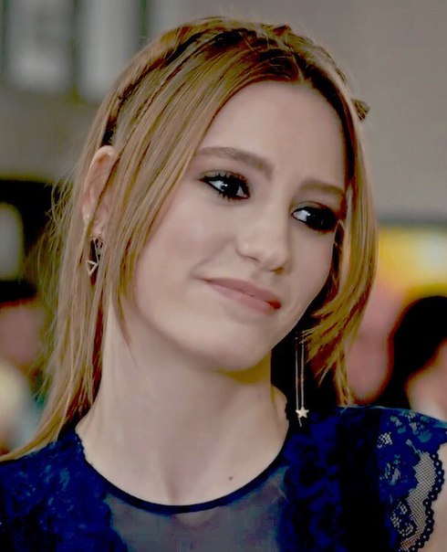 Serenay Sarikaya/სერენაი სარიკაია #23 - Page 31 Dxu3e_Wh_Gtb_Q