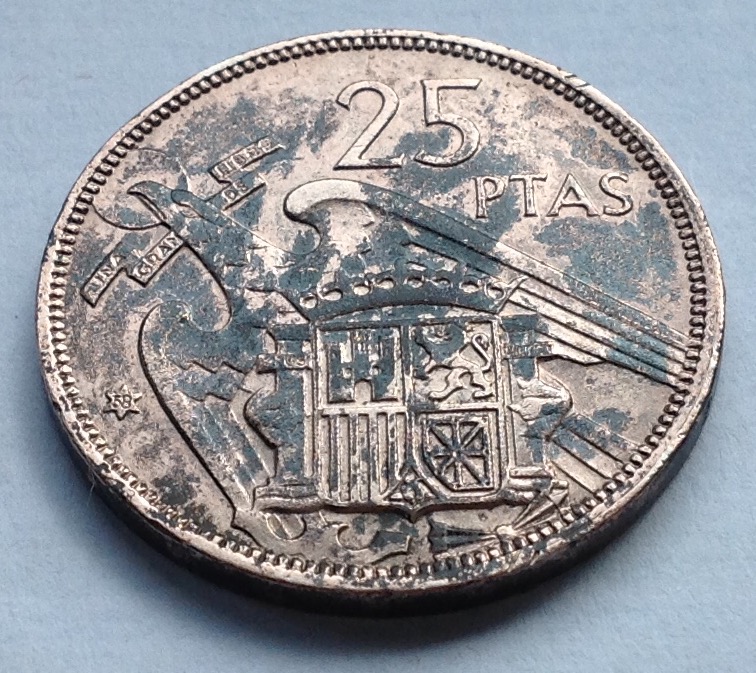 25 pesetas 1957 ¿cobre? Image