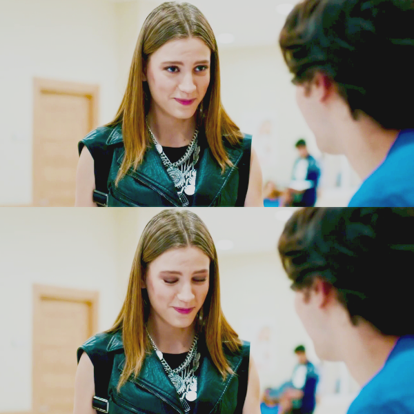 Serenay Sarikaya/სერენაი სარიკაია #23 - Page 17 CFIobzj_VAAAV1_LE