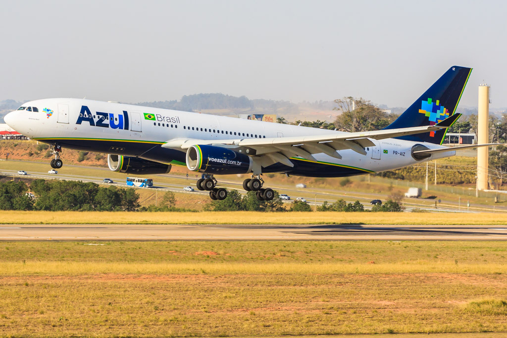 Campinas: Operação RWY 33 0807_Azul_Cargo260_1