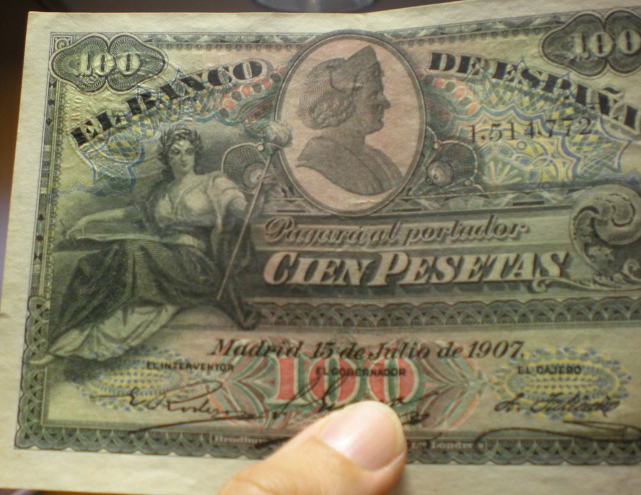 100 pesetas 1907 (sello seco República) DSCN3527