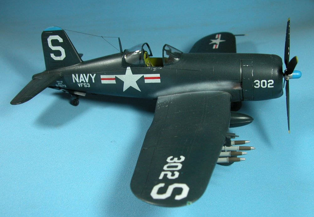 Maqueta del mes de Julio F4u_4b_32