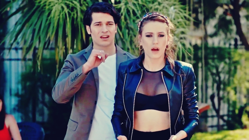 Serenay Sarikaya/სერენაი სარიკაია #23 - Page 17 73_mp4_006335151