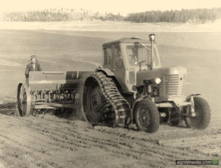 Tractores en fotos de época.  - Página 13 ZETOR_eb_Rusia