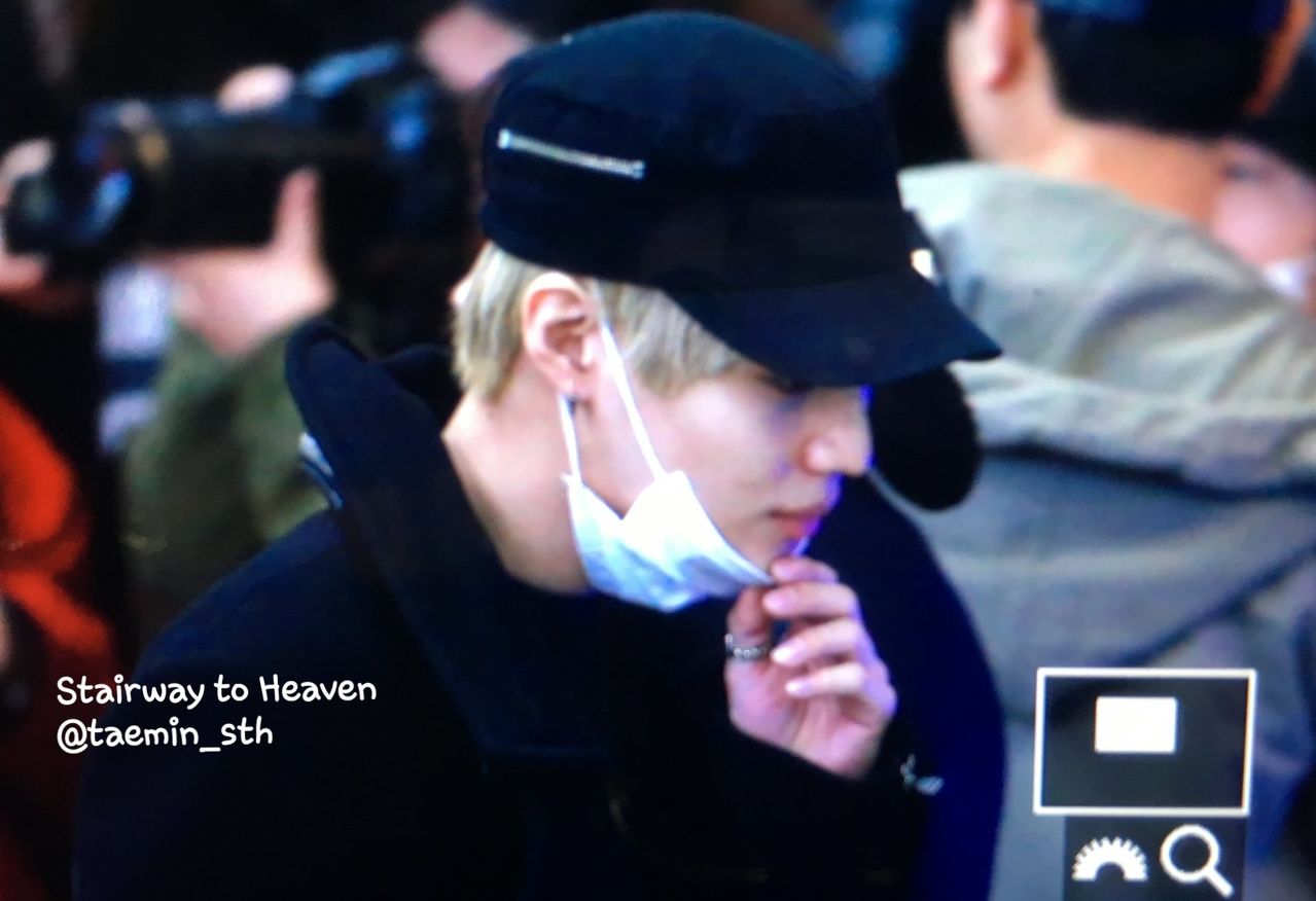 160115 Taemin @ Aeropuerto Gimpo {Rumbo a Japón} CYu_Ayi_NWAAE6ic4_jpg_orig