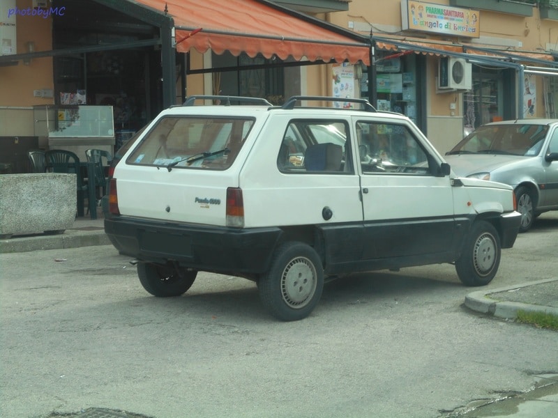 avvistamenti auto storiche - Pagina 13 IMG_2915