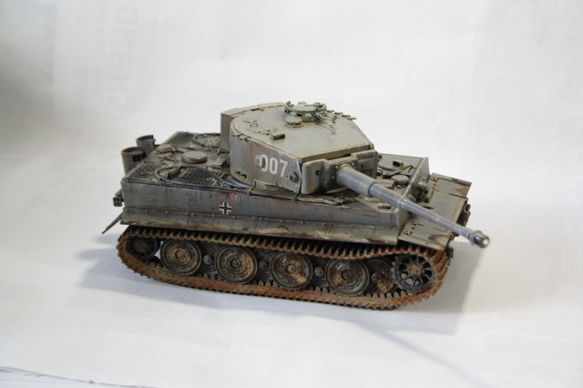 Tigre I AFV Club 1/35 IMG_4483