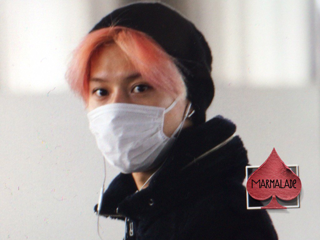 151026 Taemin @ Aeropuertos Pudong y Narita {Rumbo a Japón} CSOJk2_NUs_AETJAH_jpg_orig