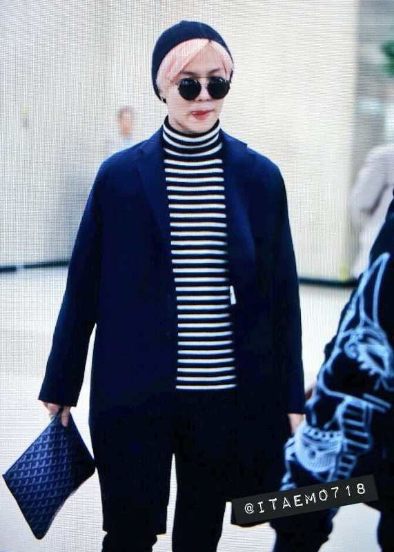 151029 Taemin @ Aeropuertos de Haneda y Gimpo {Rumbo a Corea} CSdz_TEv_Us_AAzm_t_jpg_orig