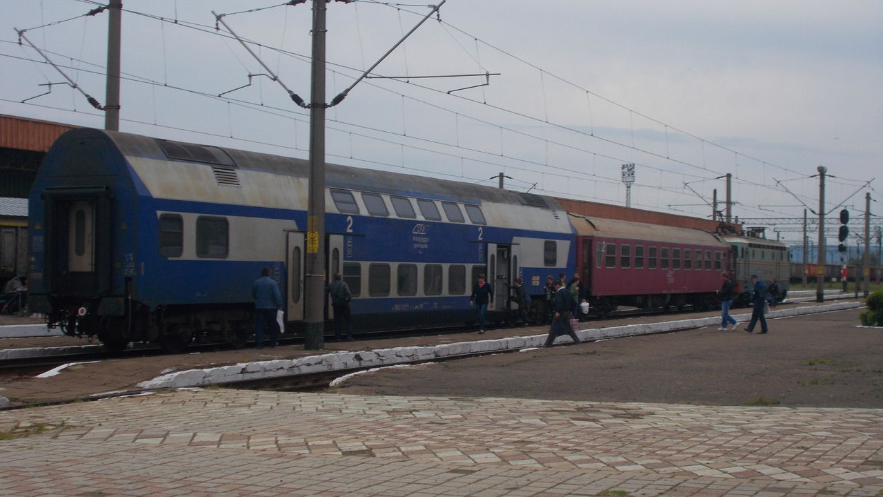 Trenuri Regio - Pagina 2 DSCN5064