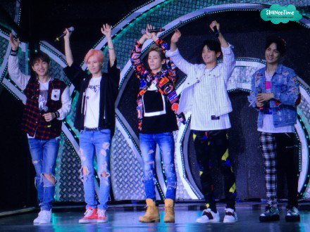 151025 SHINee @ 'SHINee World Concert IV in Shanghai' CShvwc_EUc_AAKFVg_jpg_orig