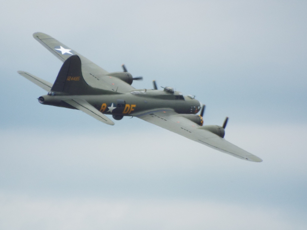 Wings and Wheels 2015 - Dunsfold Park - EGTD DSCF3273