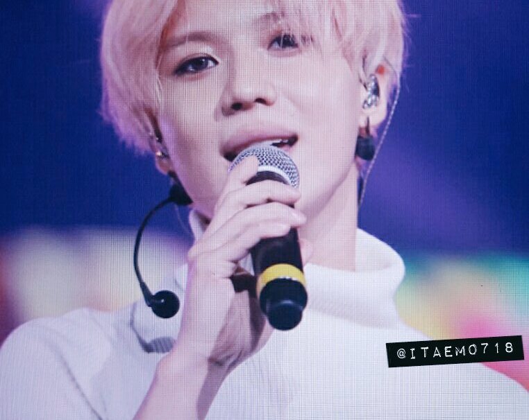 151028 Taemin @ Super Concert "The Show" 2015 CSa_Lwdx_Uk_AMOBd_D_jpg_orig