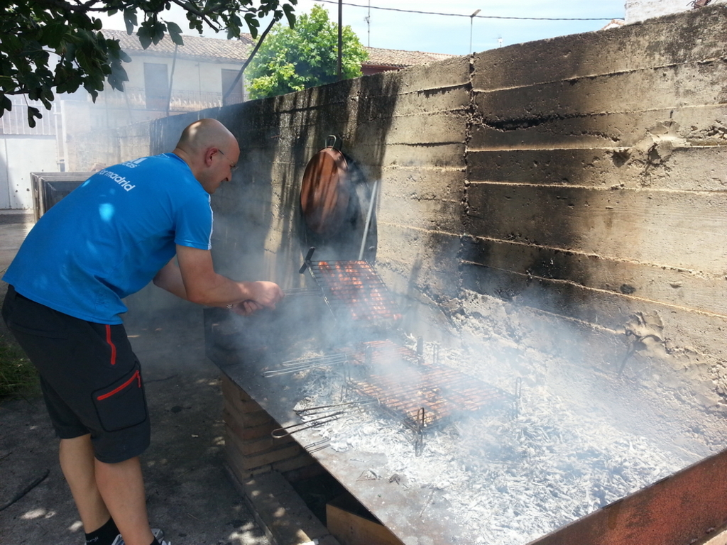 2014 - VI CHULETADA CASQUERA (2014 - 05 de Julio) Fuenmayor (La Rioja) 20140705_144305