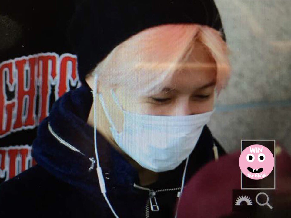 151026 Taemin @ Aeropuertos Pudong y Narita {Rumbo a Japón} CSNECx2_Us_AAL_WD_jpg_orig