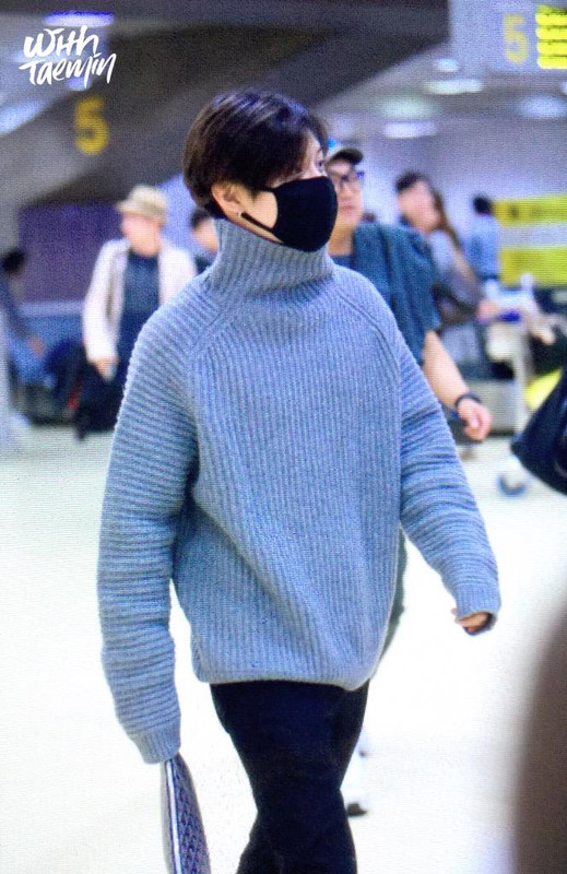 151012 Taemin @ Aeropuertos de Jeju y Gimpo {Rumbo a Seúl} CRGVLJFU8_AAKum_U_jpg_orig