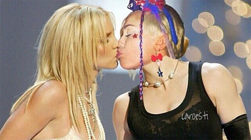 Miley publica fotografia "com" Britney Mileyjura