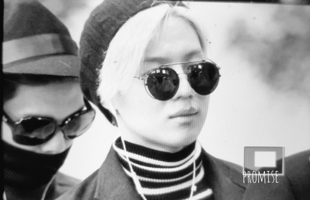 151021 Taemin @ Aeropuertos Gimpo y Haneda {Rumbo a Japón} CRz_CUV6_Uc_AAUirw_jpg_orig