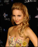 Dianna Agron Resimleri~ 3983485_001