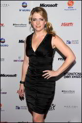 Nov 22, 2010 - Melissa Joan Hart - 38th International Emmy Awards in New York 5058054_Forum.anhmjn.com-20101126095903002