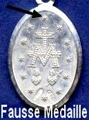 Fausse médaille miraculeuse en circulation / Franc maçonnerie Fausse-medaille-miraculeuse