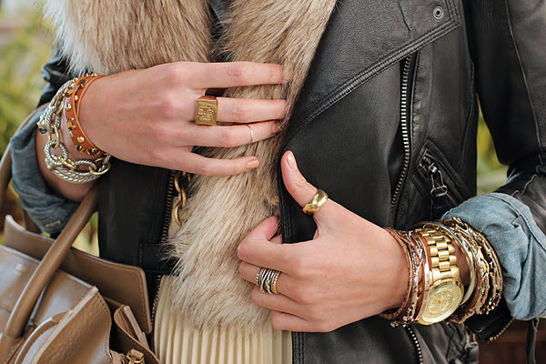  .. { .. تششششكيله جووونآنيه .. ~ Accessories-bracelets-fashion-fur-gold-Favim.com-285428