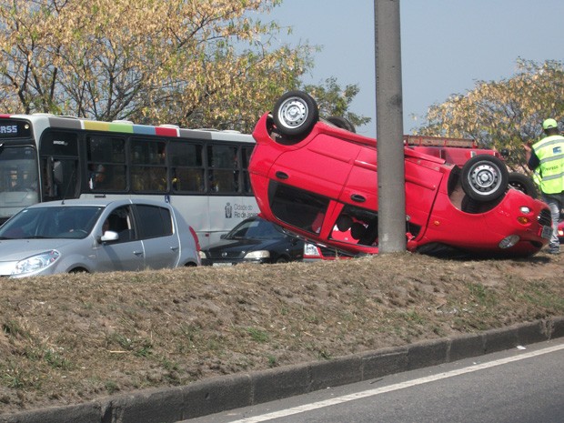 Chery QQ capotou Capotagem