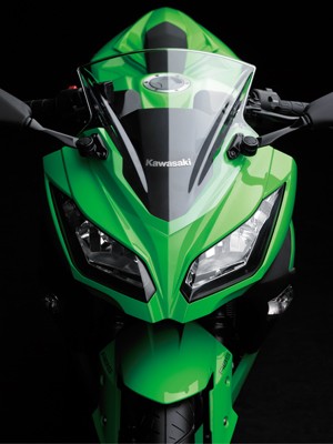 Ela chegou: Kawasaki Ninja 300 por R$17.990 13ex300b_44slimsfa00d_c