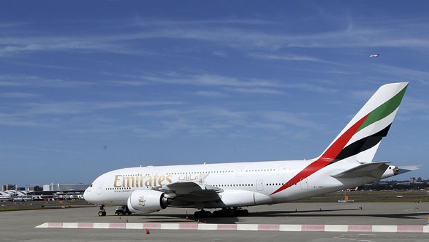 [Internacional]Avião da Emirates volta a Sidney após problema em motor  Emirates