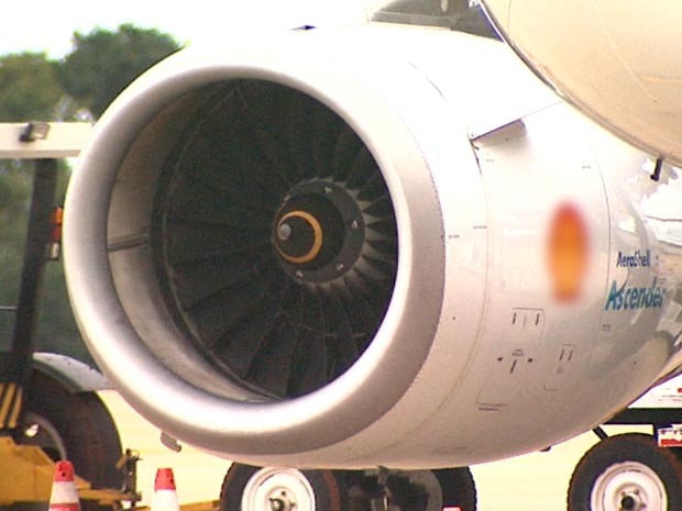 [Brasil] Avião que decolava faz pouso forçado após ave atingir turbina em Ribeirão Preto (SP) Turbina_620x465px