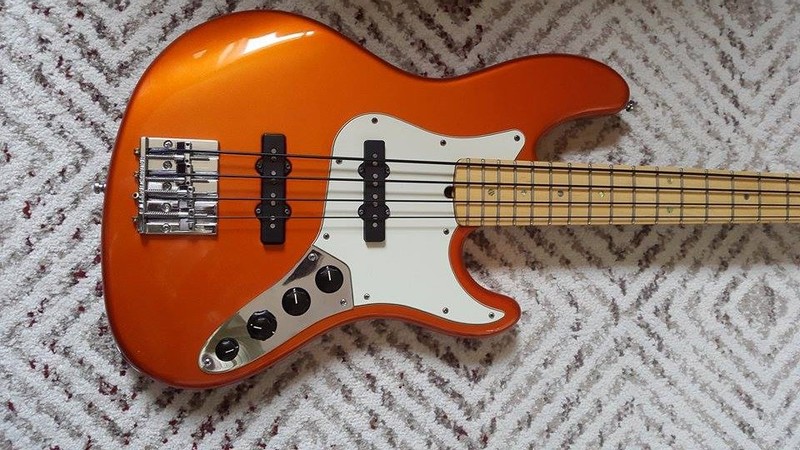 Fender Jazz Bass American Deluxe 2002 - Novo Preço 11137064_908082785910322_334581047_n