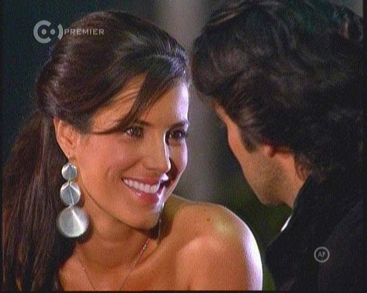 Gaby espino/გაბი ესპინო #20 - Page 65 1175716_334430900025510_1480089777_n