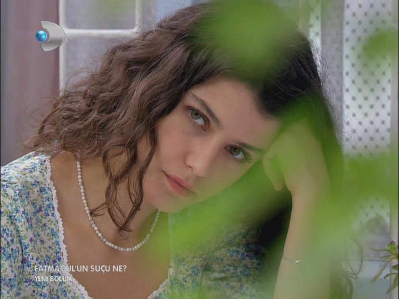 Beren Saat // ბერენ საატი #2 - Page 7 542784_426339760783728_1119627279_n