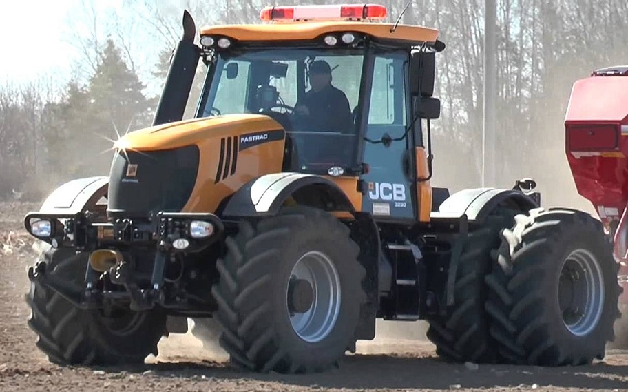 MODELOS 2015 JCB_3230_FASTRAC