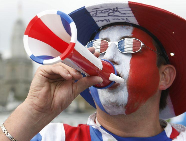 GRILLE 6 / ALLEZ LES BLEUS VEN 05 SAM 06 ET DIM 07 SEPTEMBRE 2014  Supporter-bleu_diaporama__lpksyj