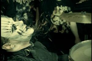 slipknot-buenos videos.AVI Thump_91110duality