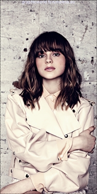 Gabrielle Aplin Image