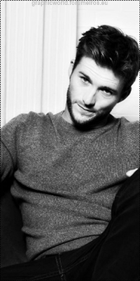 Scott Eastwood Image