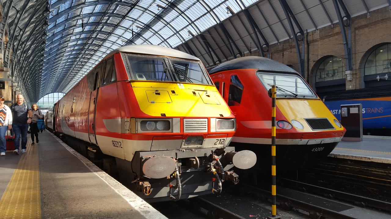 Londra : Euston, St Pancras Internațional și King's Cross-country.  20170902_095912