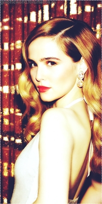 Zoey Deutch Image