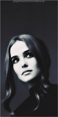 Zoey Deutch Image