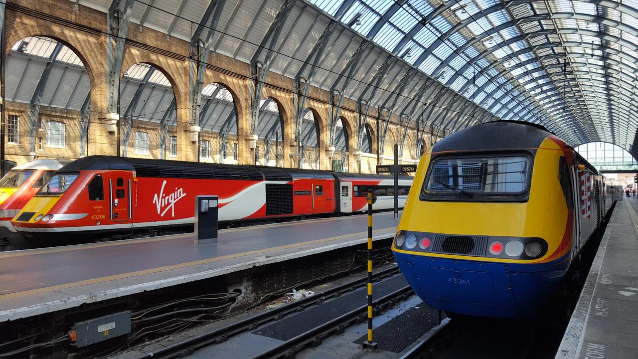 Londra : Euston, St Pancras Internațional și King's Cross-country.  20170902_095753