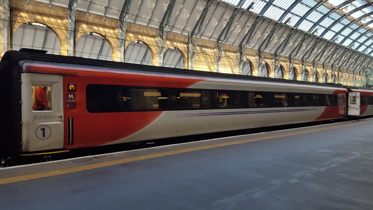 Londra : Euston, St Pancras Internațional și King's Cross-country.  20170902_095715