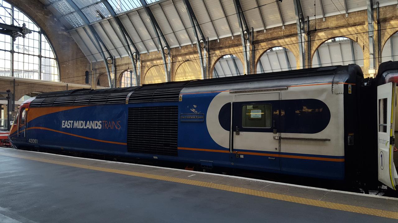 Londra : Euston, St Pancras Internațional și King's Cross-country.  20170902_095658