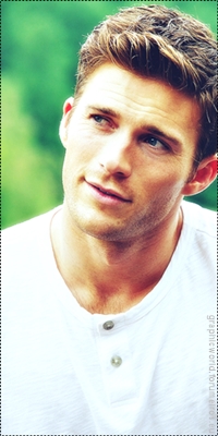 Scott Eastwood Image