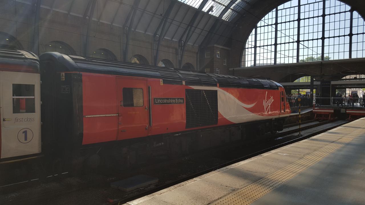 Londra : Euston, St Pancras Internațional și King's Cross-country.  20170902_095405