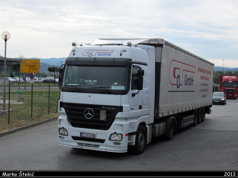 Actros MP2  - Page 3 IMG_4309