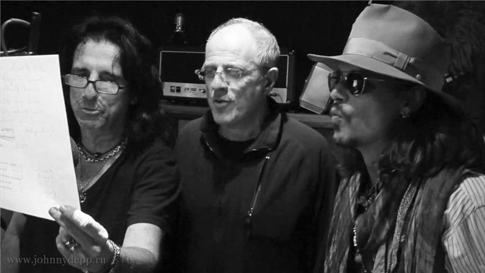 Le groupe Hollywood Vampires . 2295d1e7eb97t